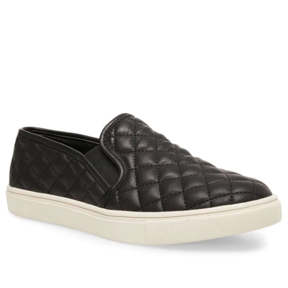 Steve Madden black ecentrcq slip-on sneakers size 8.5